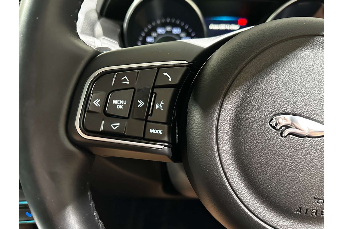 2016 Jaguar XE 20t Prestige X760