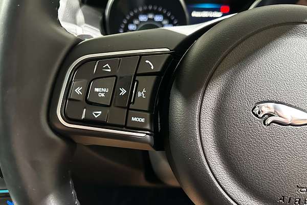 2016 Jaguar XE 20t Prestige X760