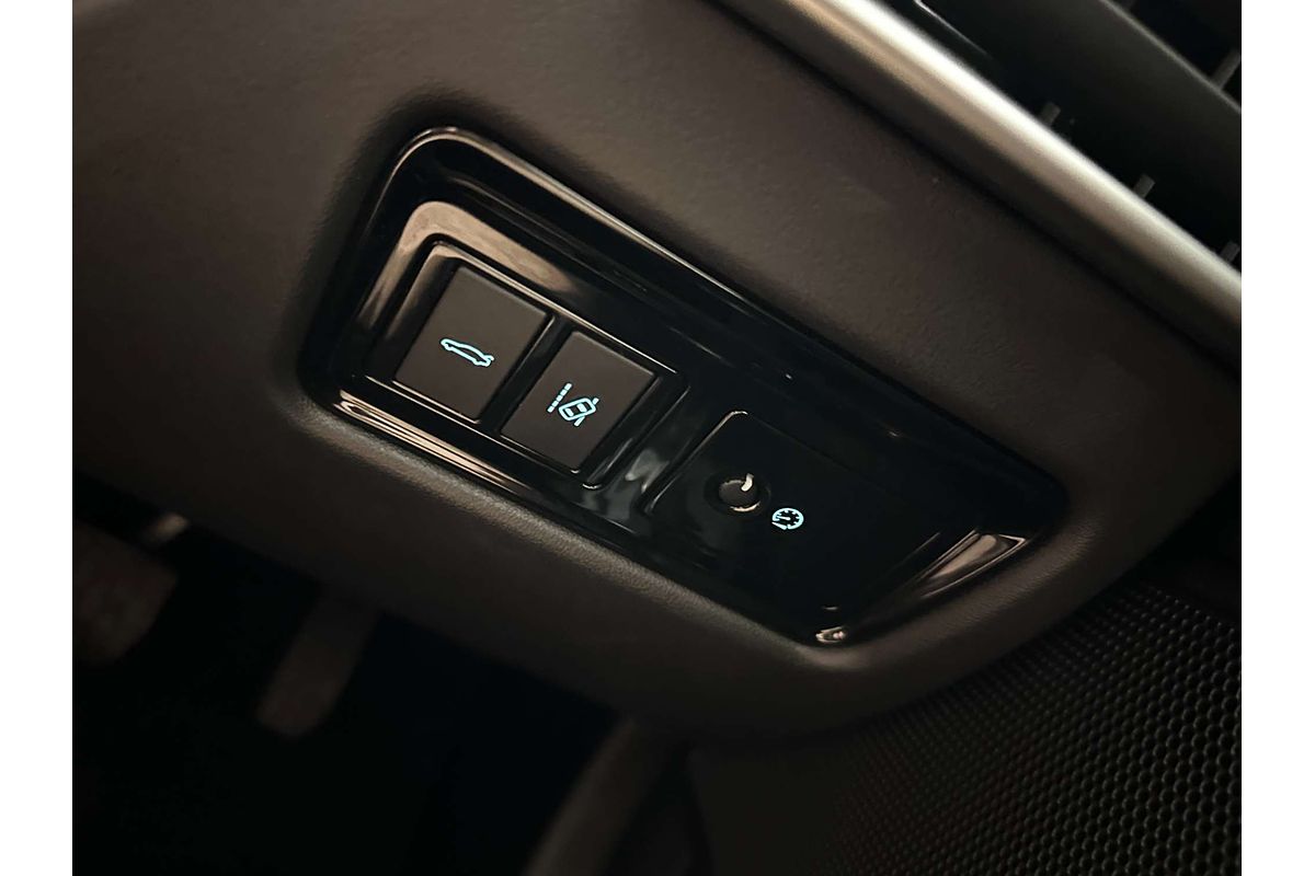 2016 Jaguar XE 20t Prestige X760
