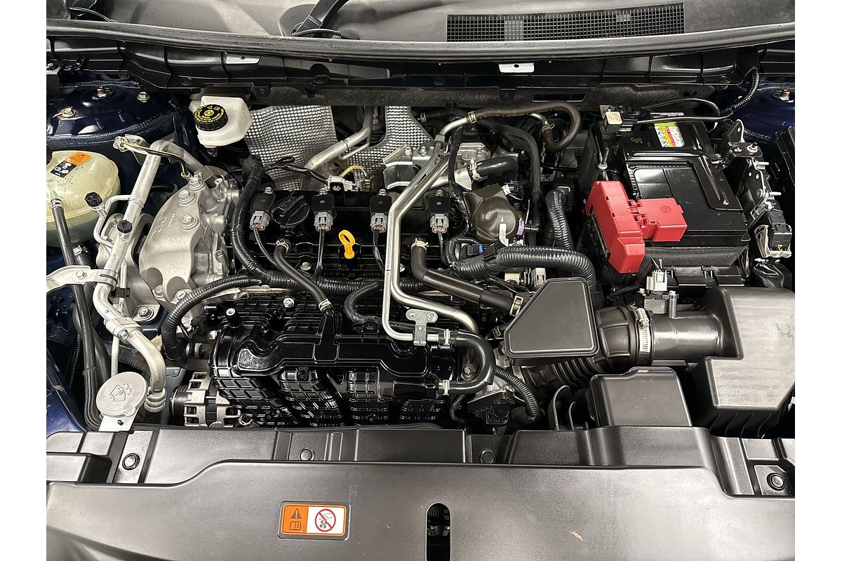 2023 Mitsubishi Outlander ES ZM