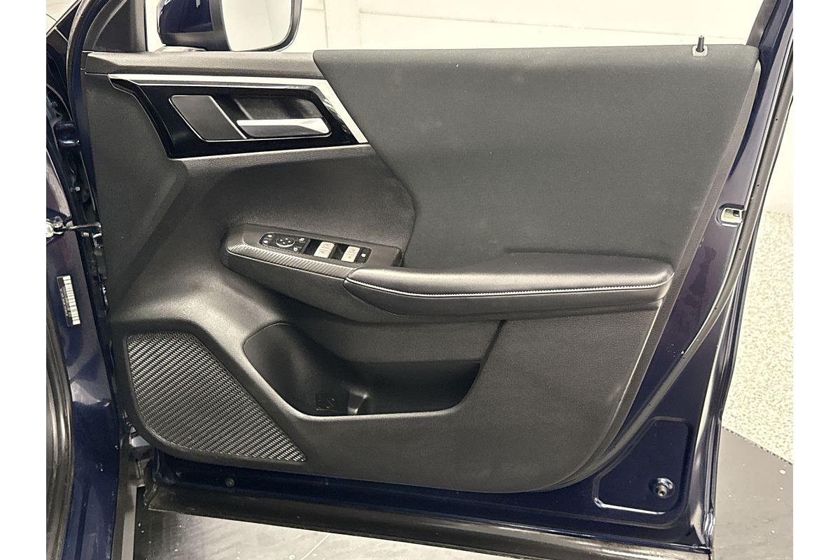2023 Mitsubishi Outlander ES ZM