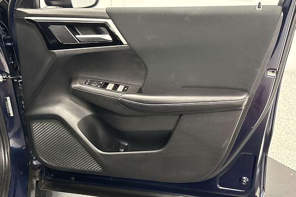 2023 Mitsubishi Outlander ES ZM