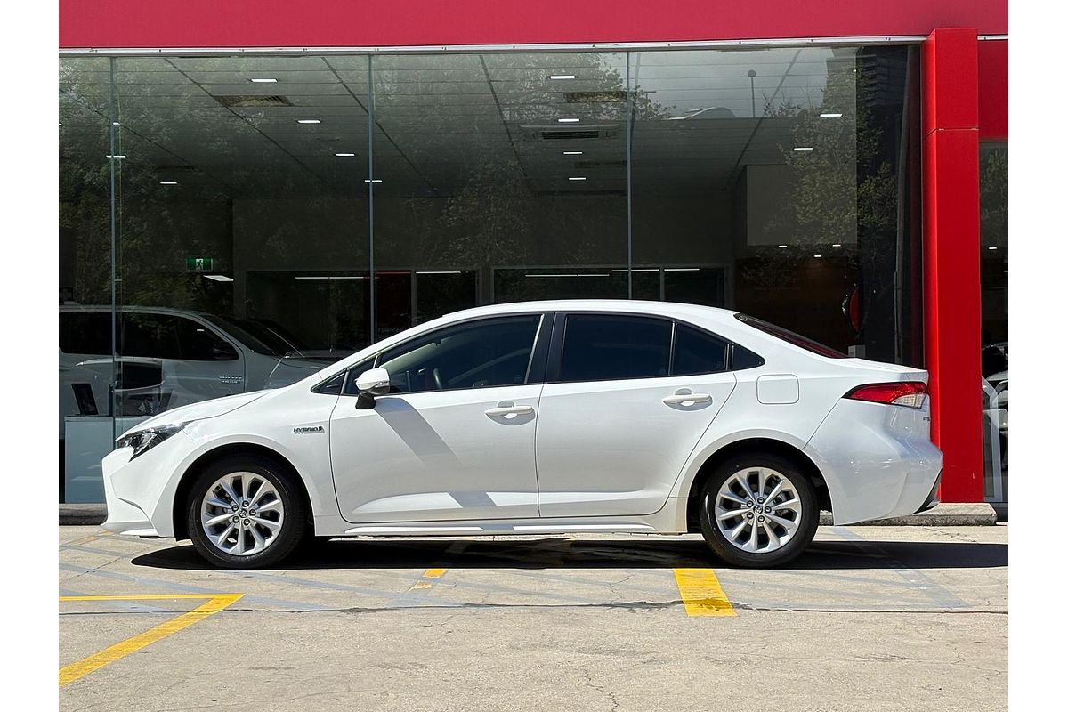 2022 Toyota Corolla Ascent Sport Hybrid ZWE211R