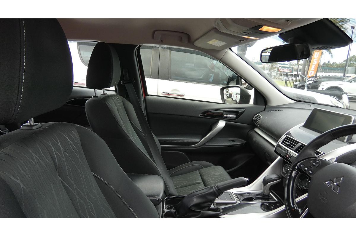 2018 Mitsubishi Eclipse Cross ES YA