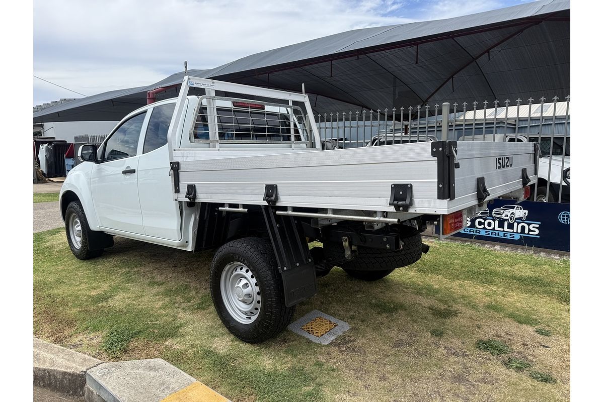 2017 Isuzu D-MAX SX High Ride Rear Wheel Drive