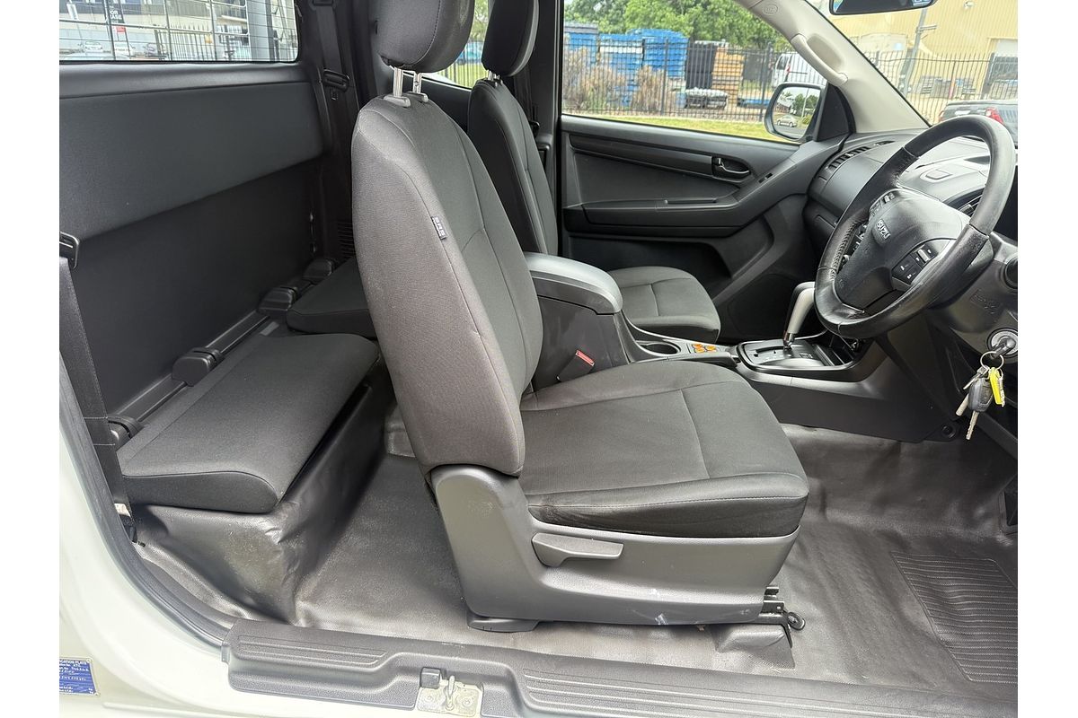 2017 Isuzu D-MAX SX High Ride Rear Wheel Drive