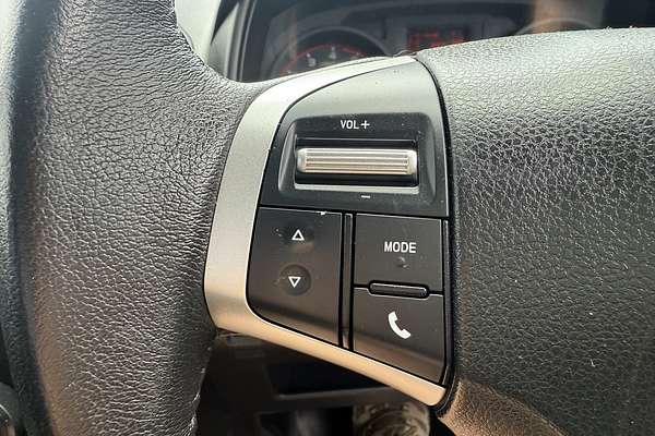 2017 Isuzu D-MAX SX High Ride Rear Wheel Drive