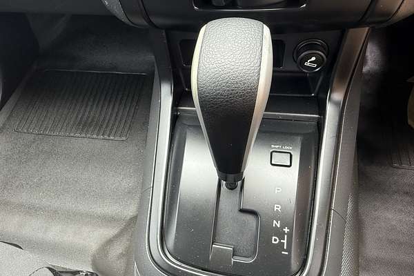 2017 Isuzu D-MAX SX High Ride Rear Wheel Drive