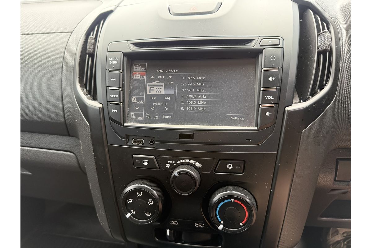 2017 Isuzu D-MAX SX High Ride Rear Wheel Drive