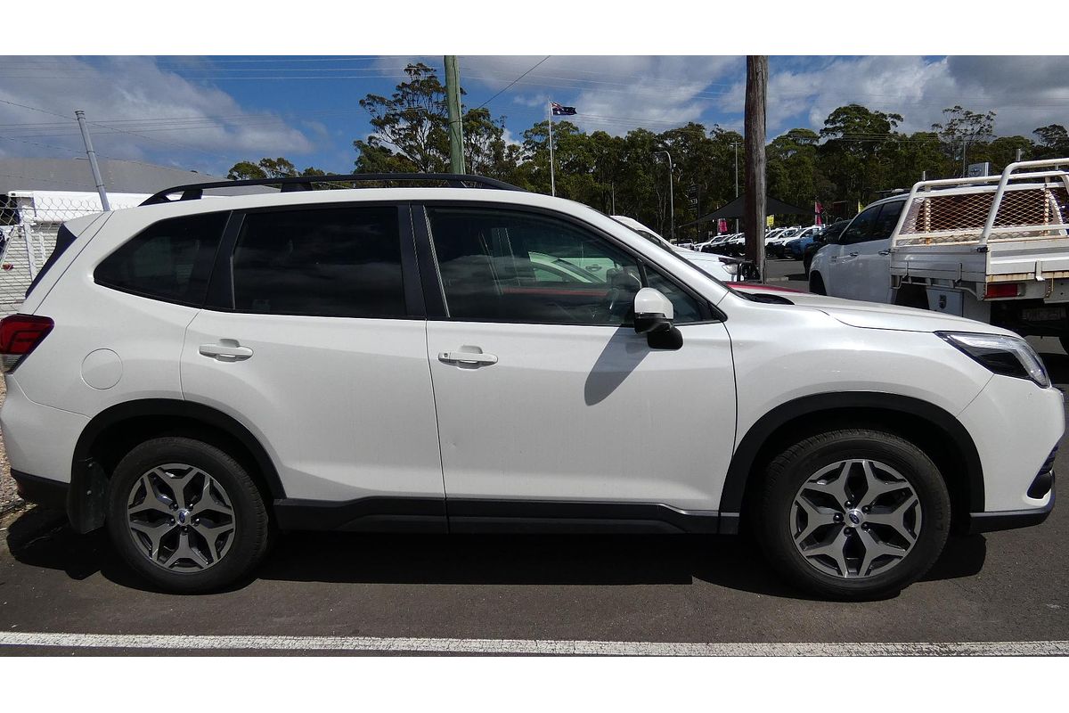 2023 Subaru Forester 2.5i S5