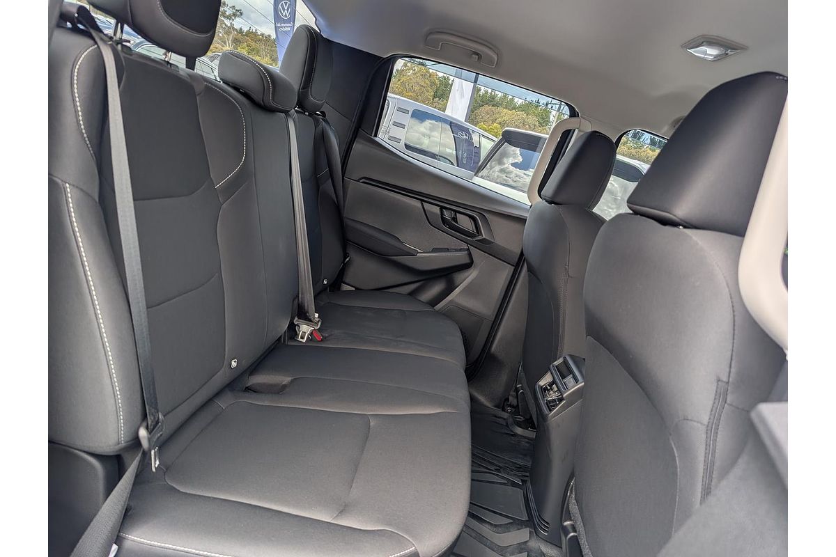 2025 Isuzu D-MAX SX 4X4