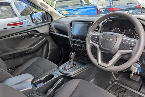 2025 Isuzu D-MAX SX 4X4