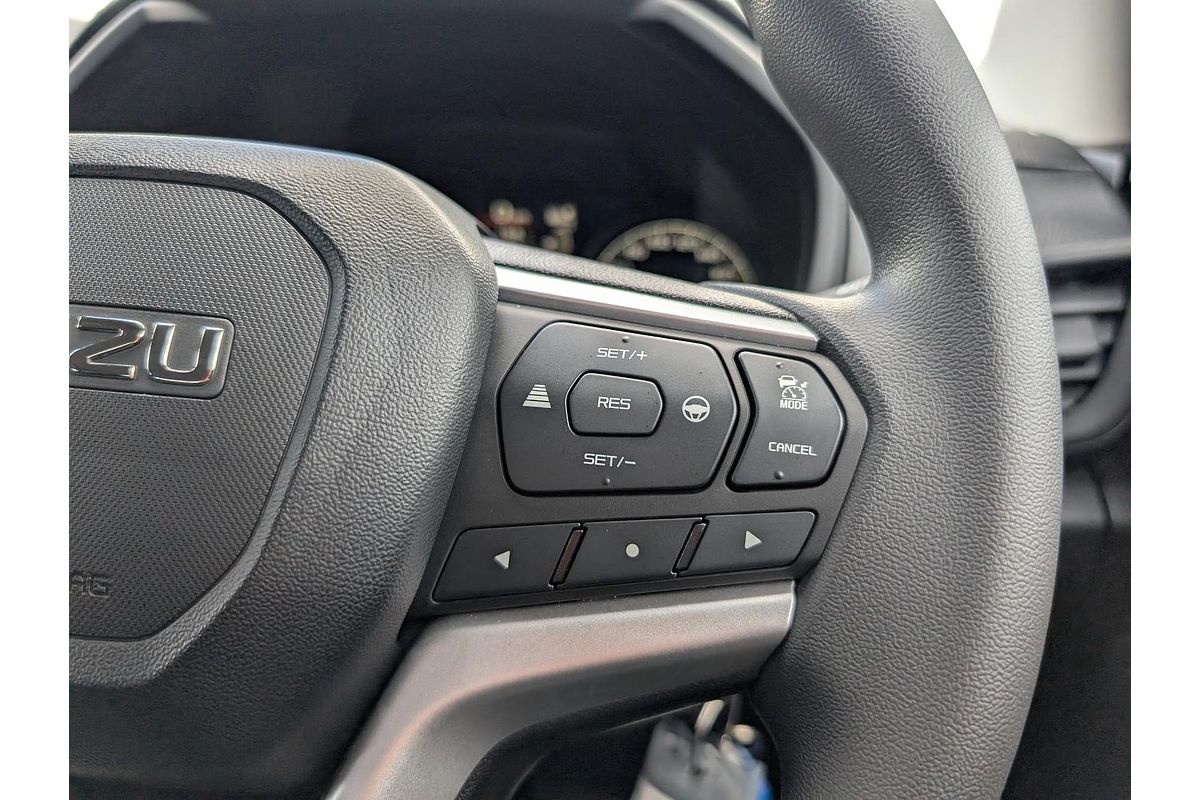 2025 Isuzu D-MAX SX 4X4