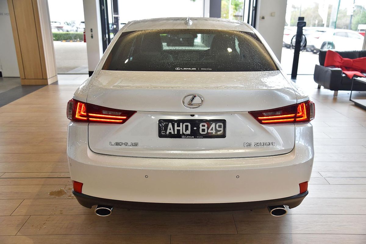 2015 Lexus IS IS200t Sports Luxury ASE30R