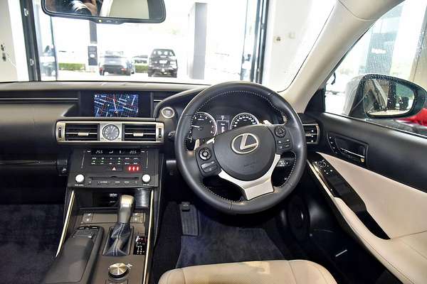 2015 Lexus IS IS200t Sports Luxury ASE30R