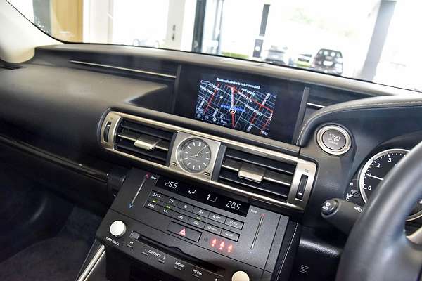 2015 Lexus IS IS200t Sports Luxury ASE30R