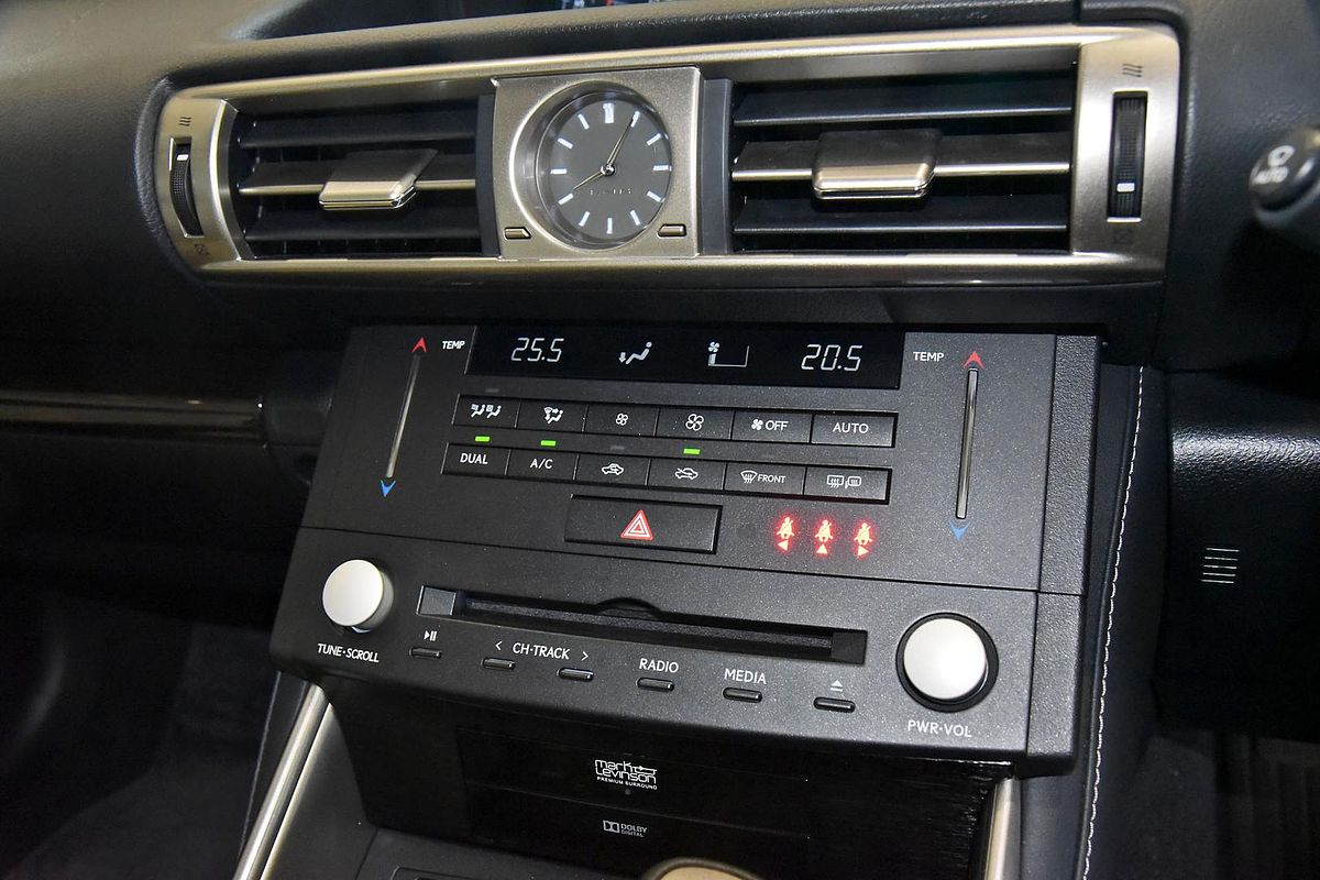 2015 Lexus IS IS200t Sports Luxury ASE30R