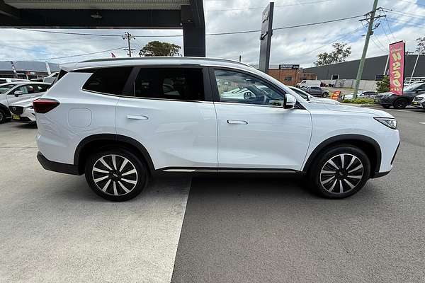 2025 Chery Tiggo 8 Super Hybrid Ultimate T31