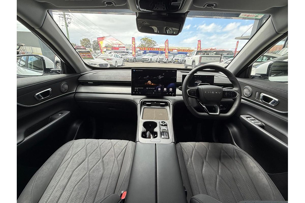 2025 Chery Tiggo 8 Super Hybrid Ultimate T31