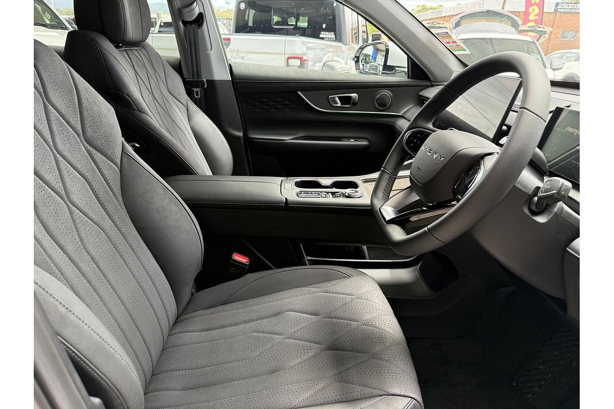 2025 Chery Tiggo 8 Super Hybrid Ultimate T31