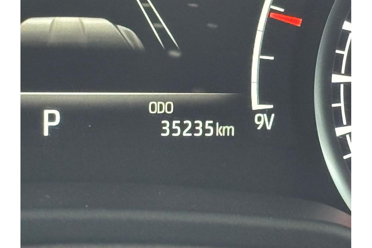 2022 Toyota Landcruiser Sahara FJA300R