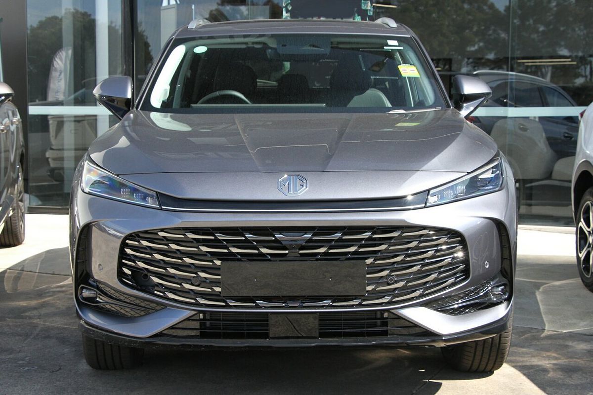 2025 MG HS Super Hybrid Essence AS33P