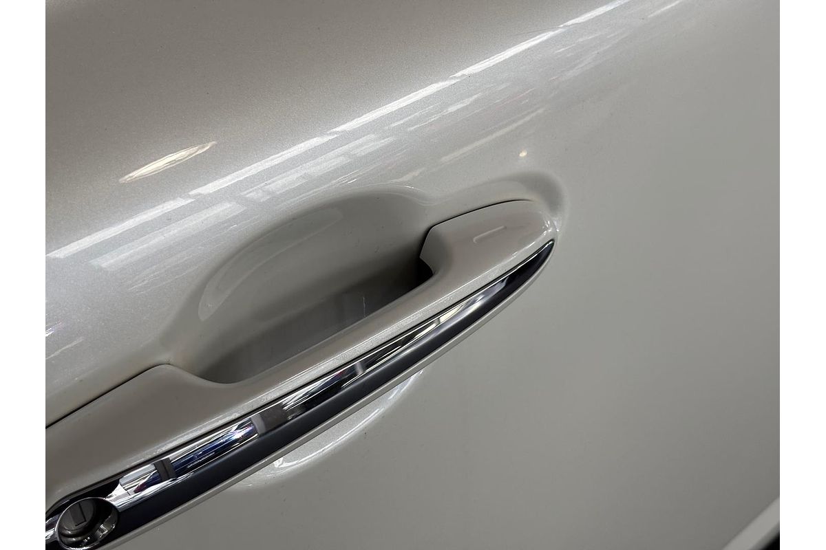 2022 Toyota Landcruiser Sahara FJA300R