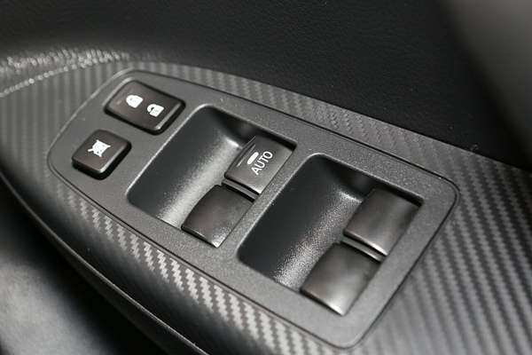 2024 Mitsubishi Eclipse Cross ES YB