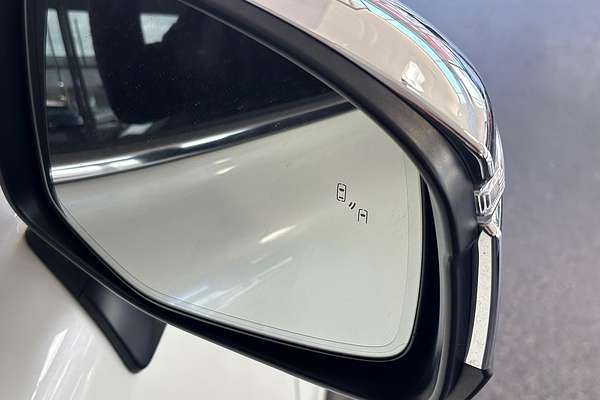 2022 Toyota Landcruiser Sahara FJA300R