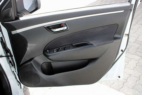 2011 Suzuki Swift GL FZ