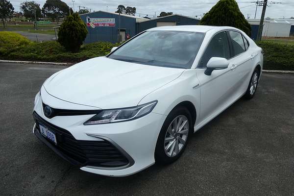 2021 Toyota Camry Ascent AXVH70R