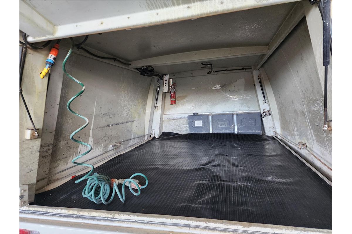 2016 Toyota Hilux Workmate GUN122R Rear Wheel Drive