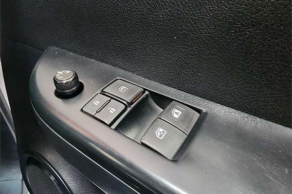 2016 Toyota Hilux WORKMATE GUN122R REAR WHEEL DRIVE