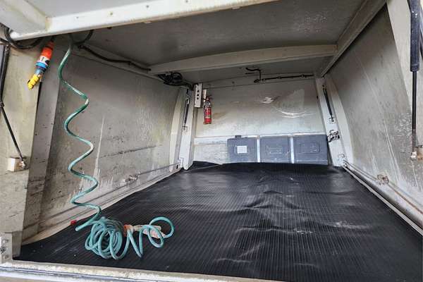 2016 Toyota Hilux WORKMATE GUN122R REAR WHEEL DRIVE