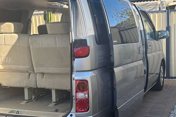 2007 Nissan Elgrand Highway Star E51