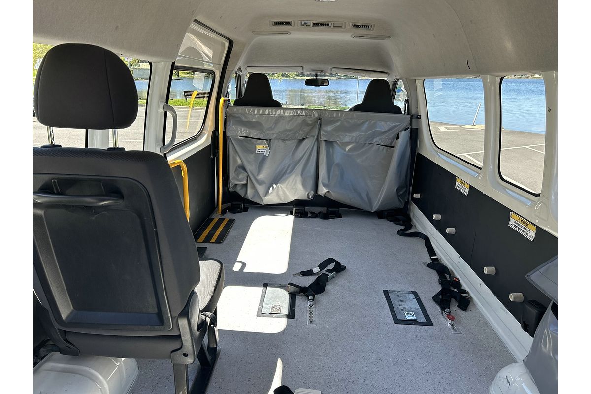2018 Toyota Hiace Commuter KDH223R