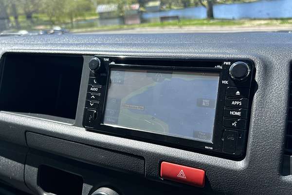 2018 Toyota Hiace Commuter KDH223R