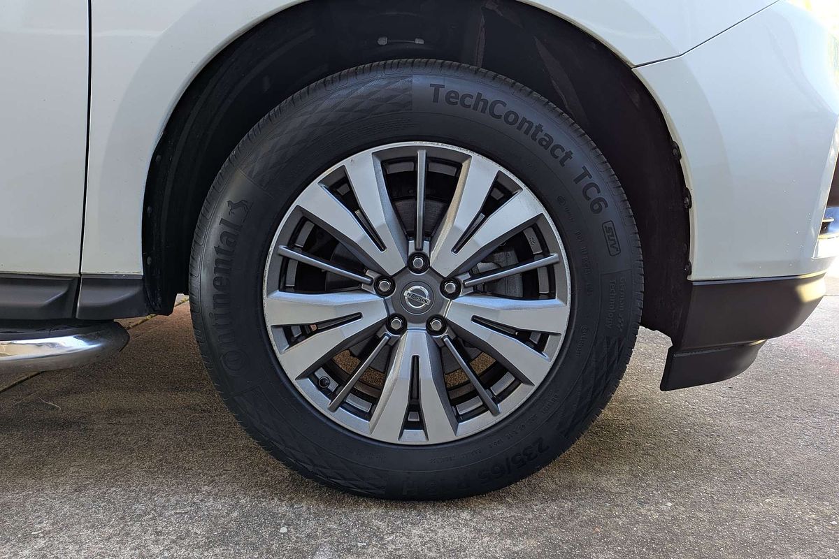 2019 Nissan Pathfinder ST R52 Series III