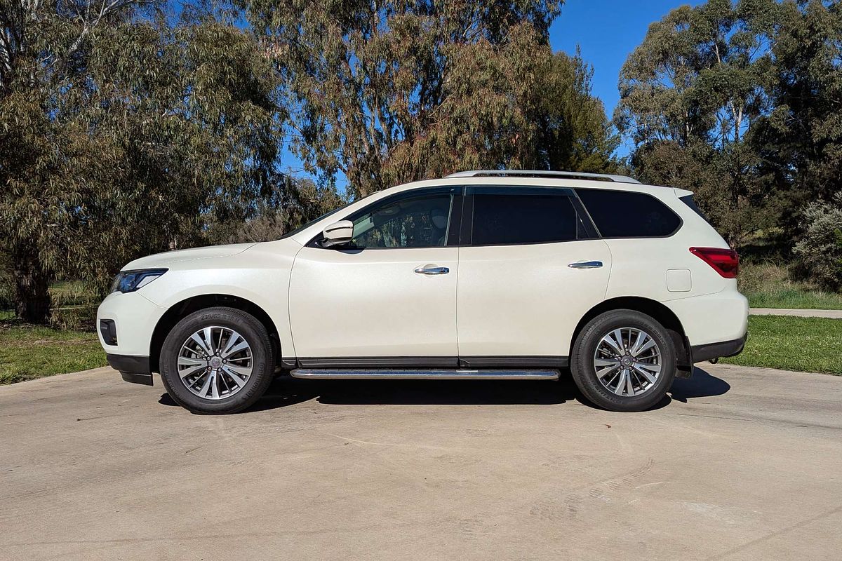 2019 Nissan Pathfinder ST R52 Series III