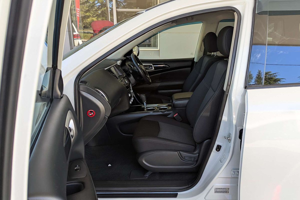 2019 Nissan Pathfinder ST R52 Series III