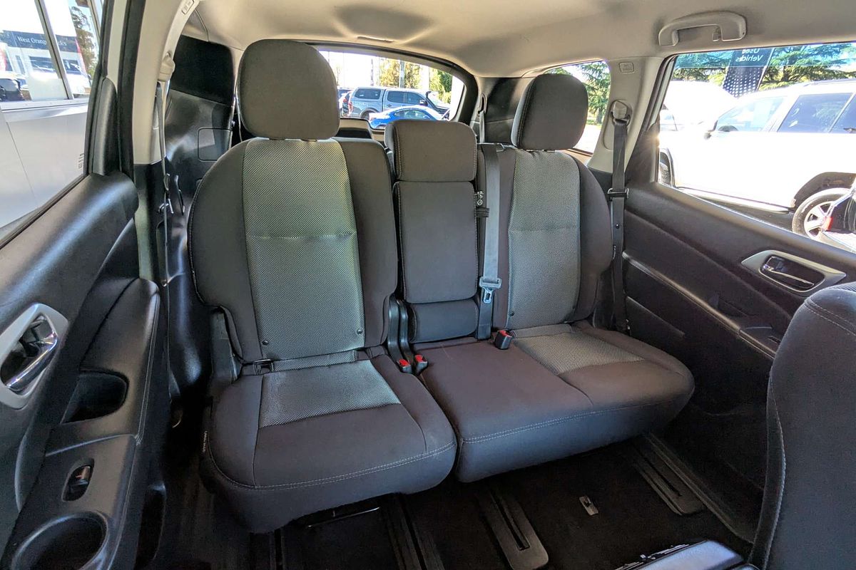 2019 Nissan Pathfinder ST R52 Series III