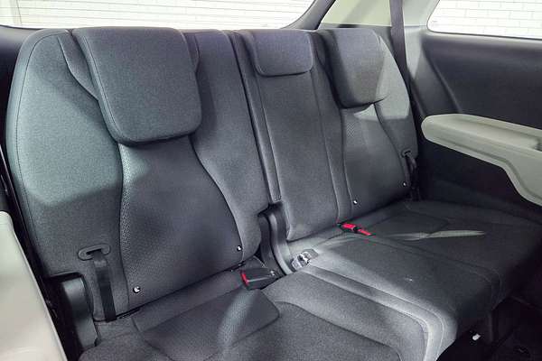 2023 Kia Carnival S KA4