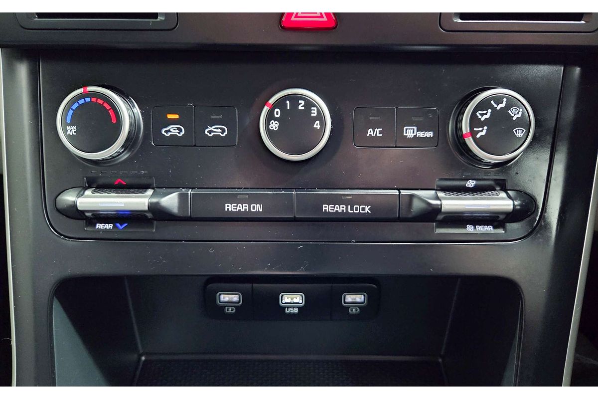 2023 Kia Carnival S KA4