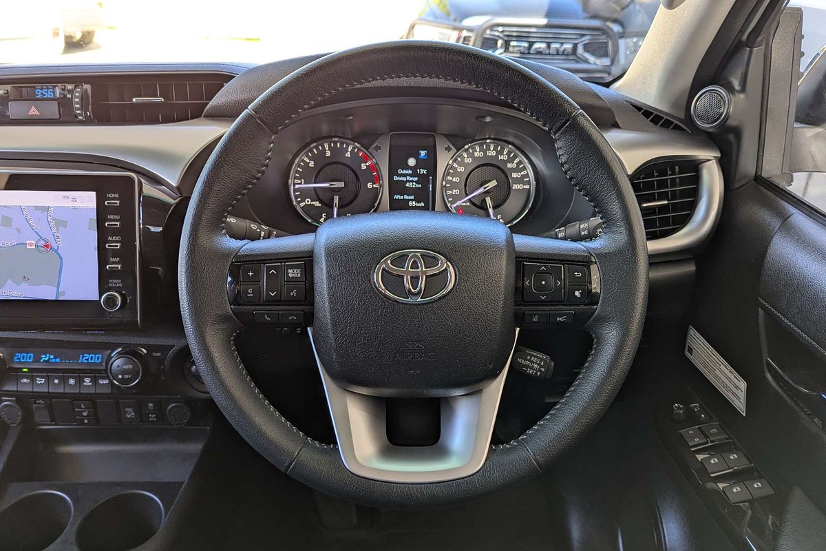 2022 Toyota Hilux SR5 GUN126R 4X4