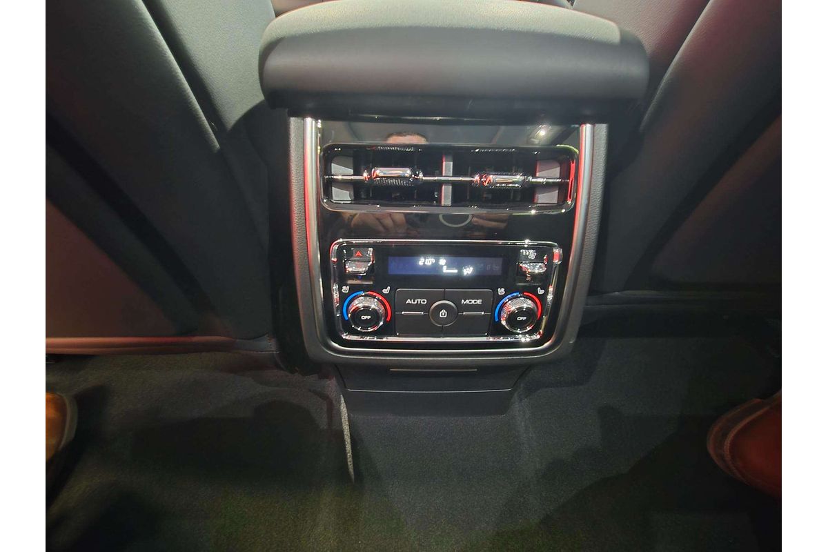 2025 GWM Tank 500 Ultra Hi4-T PHEV P03