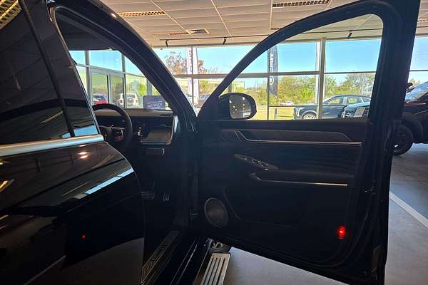 2025 GWM Tank 500 Ultra Hi4-T PHEV P03