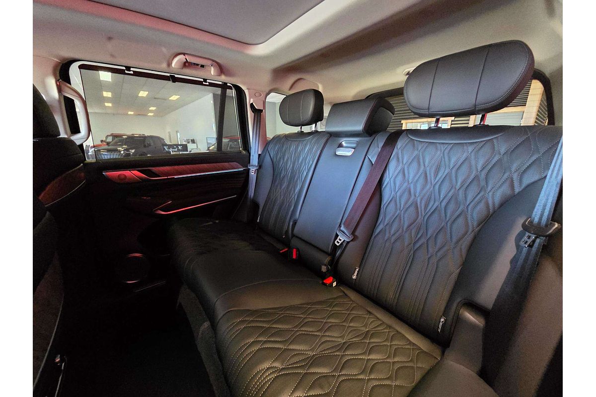 2025 GWM Tank 500 Ultra Hi4-T PHEV P03