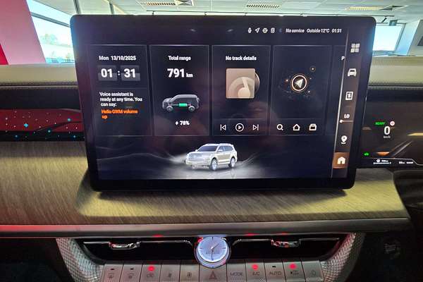 2025 GWM Tank 500 Ultra Hi4-T PHEV P03