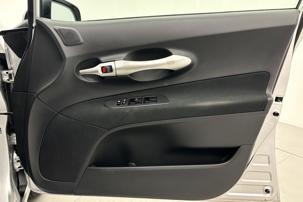 Corolla Ascent 1.8L Petrol Automatic Hatch