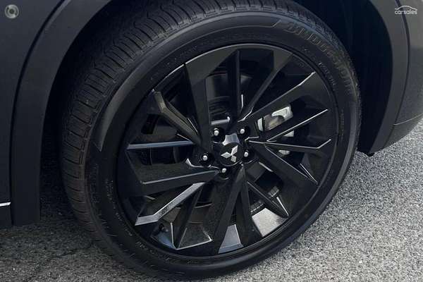 2024 Mitsubishi Outlander PHEV GSR ZM